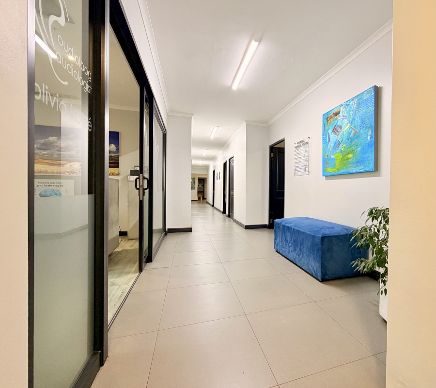 Commercial Property for Sale in Westcliff Western Cape